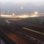 Autopista por la noche